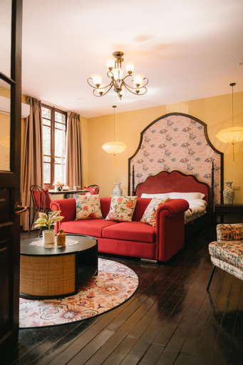 Bedroom, High-class French villa 168m2 by SSens Homes, Hoàn Kiếm