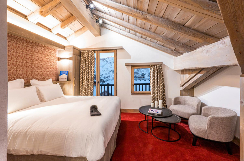 Bedroom 3, Hotel L'Aigle du Montana by Les Etincelles, Savoie