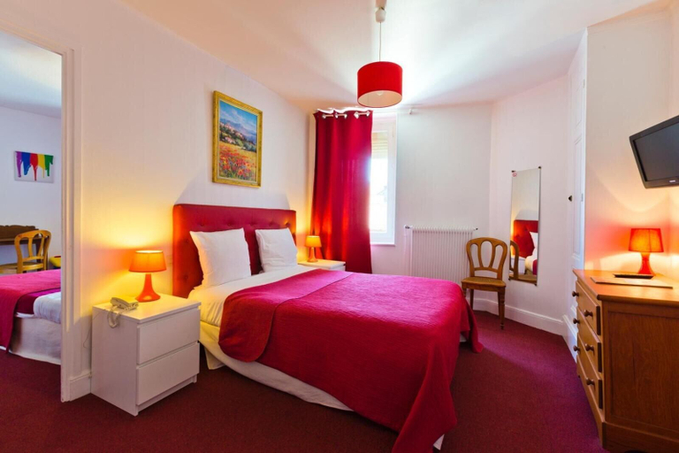 Bedroom 3, Hôtel de la Poste, Puy-de-Dôme