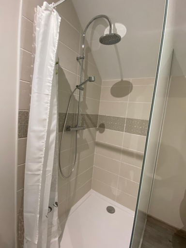 Others 2, Chambre privative chez Toutoune, Jura