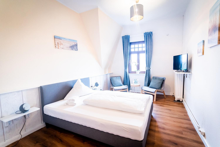 Bedroom 4, Fahrhaus Kirschenland, Stade
