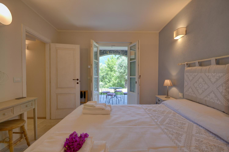 Bedroom 3, I Giardini di Camogli - VILLA RUMANIN, garden&pool, Genova