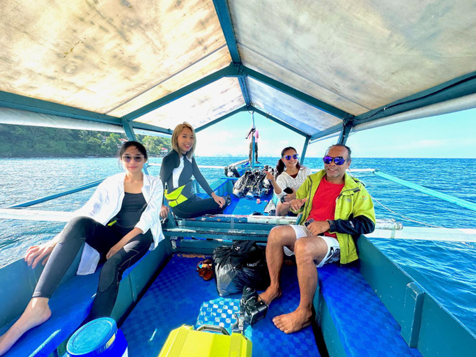 Sport & Beauty 5, PamAnilao and Padoy's Dive Camp, Mabini
