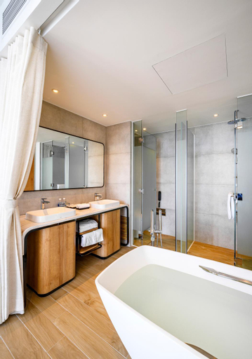 Bathroom 5