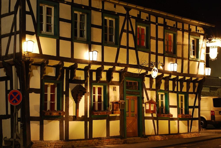 ZUM SCHWAN GARNI, Euskirchen