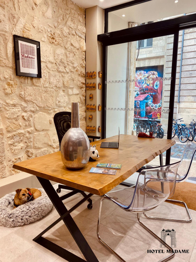 Public Area 2, Hotel Madame, Gironde