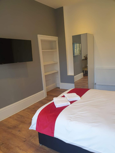 Others 3, Park View, Kingston upon Hull