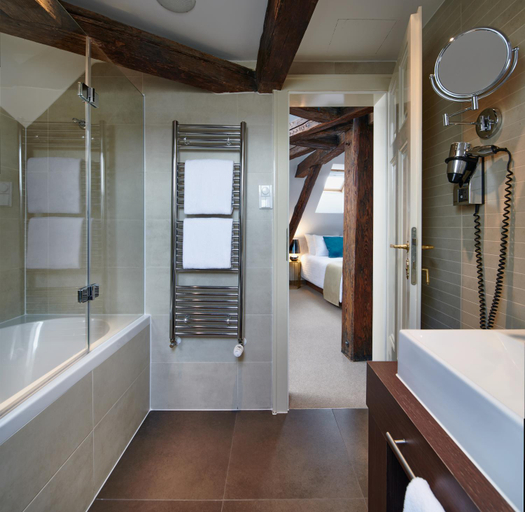 Bathroom 3, Golden Angel Suites by Adrez Living, Praha 1