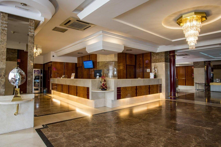 Public Area, Hotel Porcel Aida, Madrid