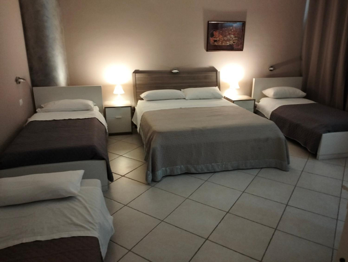 Bedroom 2, B&B Caffe, Bari