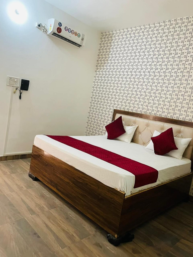 Bedroom 4, King Palace By GRB, Agra