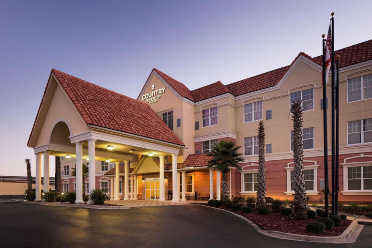 Exterior & Views 1, Country Inn & Suites by Radisson, Crestview, FL, Okaloosa