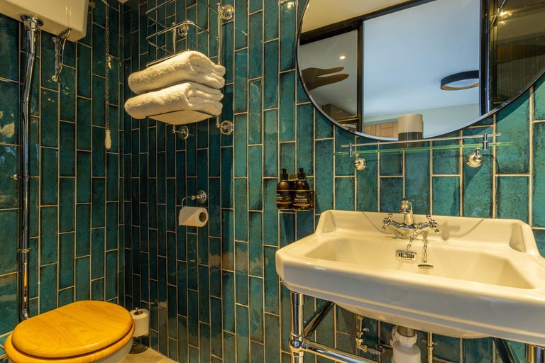 Bathroom 3, Riva Boutique Hotel, Argyll and Bute