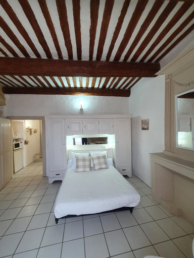 Others 5, Suite parentale Castillon du Gard, Gard