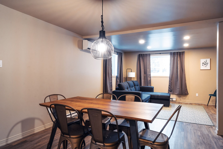 Others 5, Maison des Geais Bleus, Les Laurentides