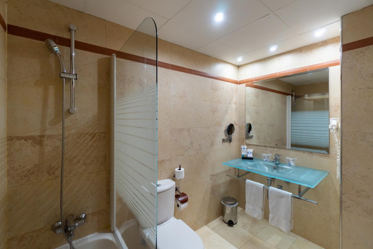 Bathroom 5, Hotel MS Maestranza Malaga, Málaga
