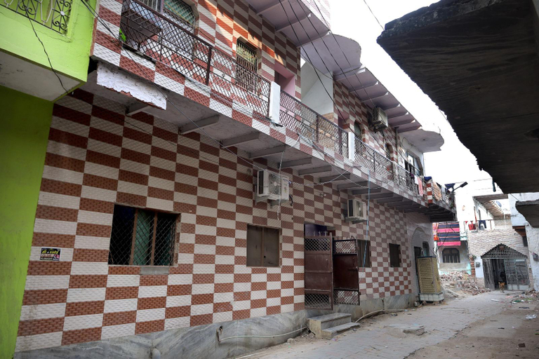 Others 2, Annu Bhai Sewa Sadan, Mathura