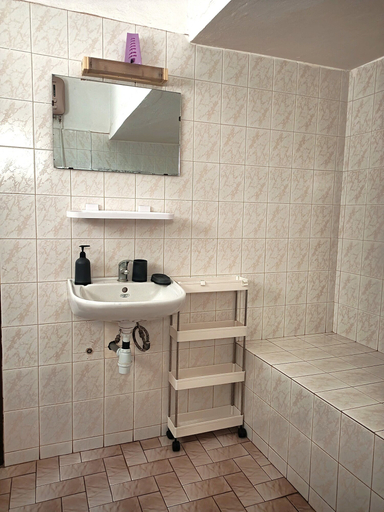 Bathroom 2, Cloud9, Golfe (incl Lomé)