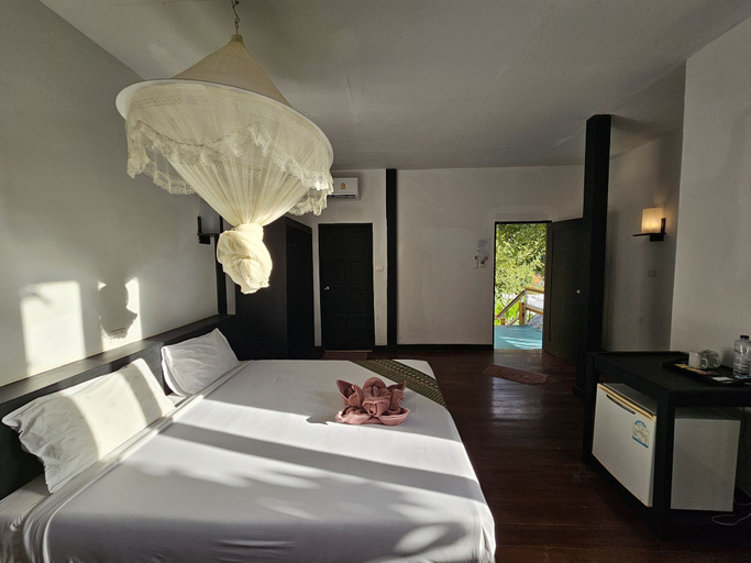 Bedroom 4, Phitharom PP Resort, Mueang Krabi