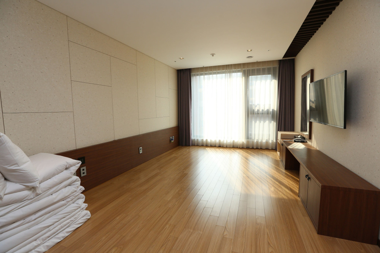 Bedroom 2, Hotel Air City Jeju, Jeju
