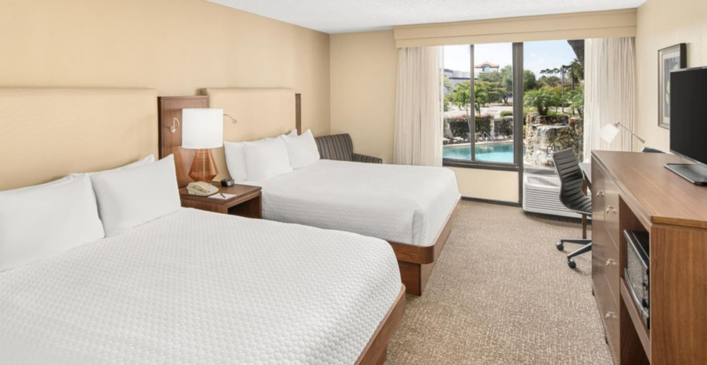 Bedroom 3, Doubletree by Hilton Fort Myers at Bell Tower Shops, Lee