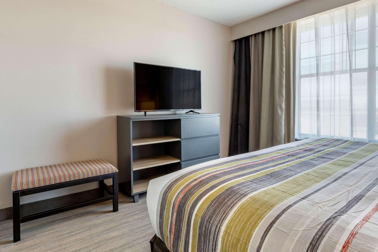 Bedroom 4, Country Inn & Suites by Radisson, Lumberton, NC, Robeson