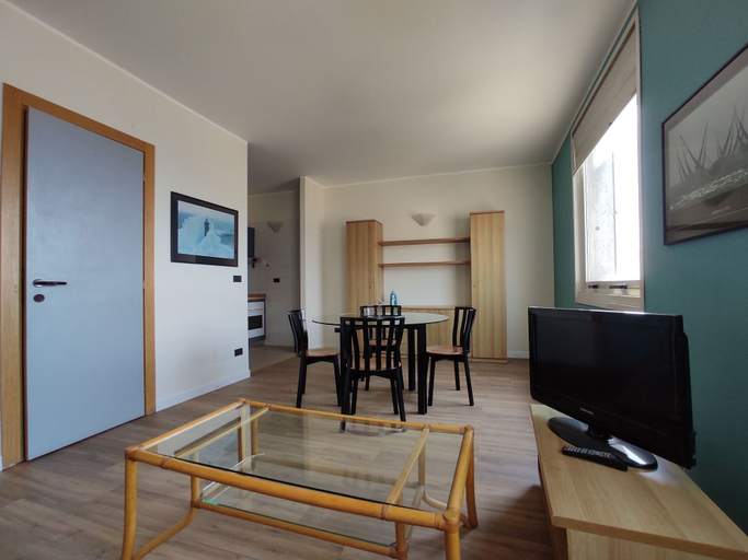 Living area 2, Genova Business Homes, Genova