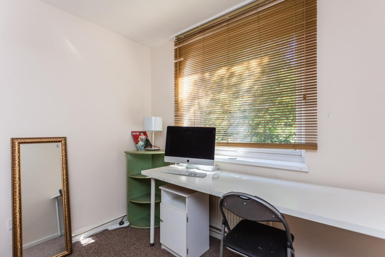 Others 5, Spacious 2BD House W/private Garden - Kennington!, London