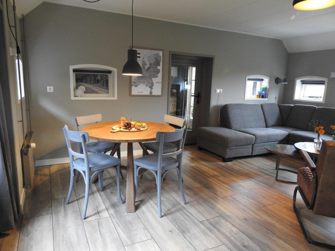 Others 5, Vakantiehuis Bed en Breakfast in de Tuin, Midden-Drenthe