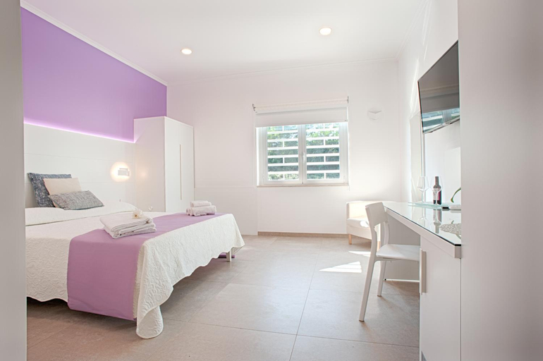 Others 3, Collatina Suites, Rome