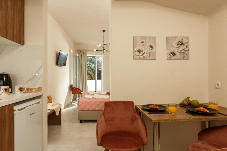 Food and beverages, Asterion Luxury Studios Airport, Crete