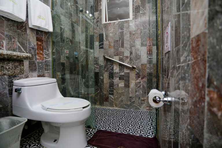 Bathroom 4, Hotel Santa Maria, Isla Mujeres