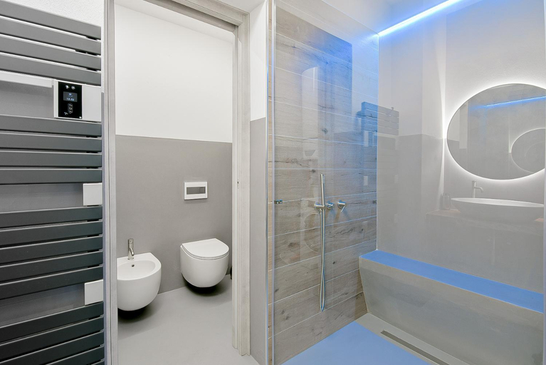 Bathroom 3, MONO Apartments, Bologna