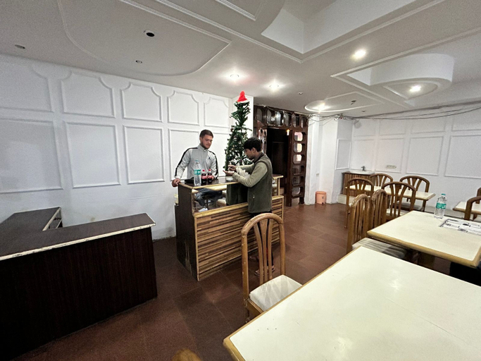 Food & Drinks 4, Hotel Manali Palace, Kullu