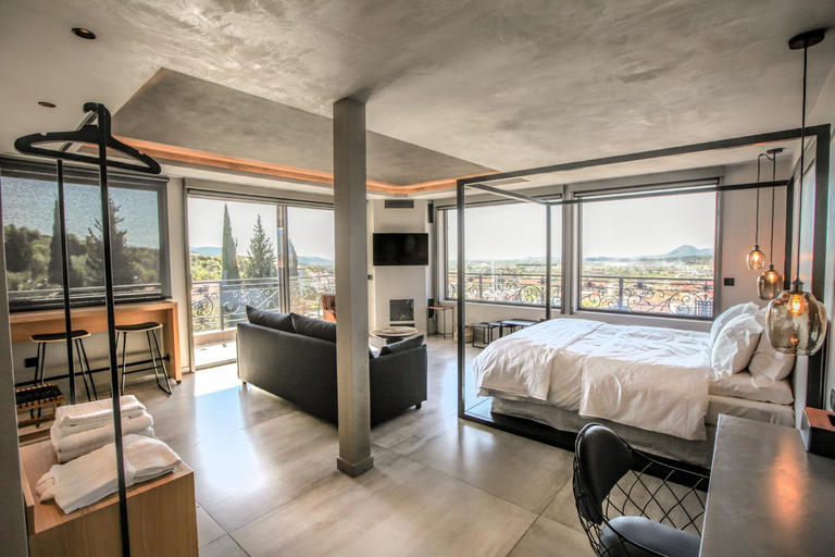Bedroom 2, Meteora Heaven and Earth, Thessaly
