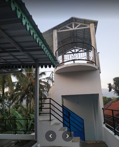 Villa Bening Syariah with fantastic view of Gunung Batu Bogor, Bogor