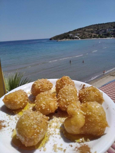 Food & Drinks 5, Ammoudia Rooms, Attica