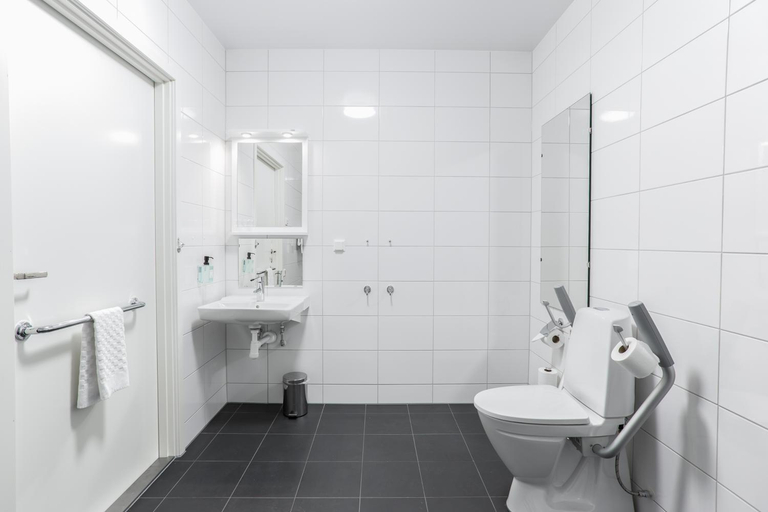 Bathroom 3, Hotel Spekerod, Stenungsund