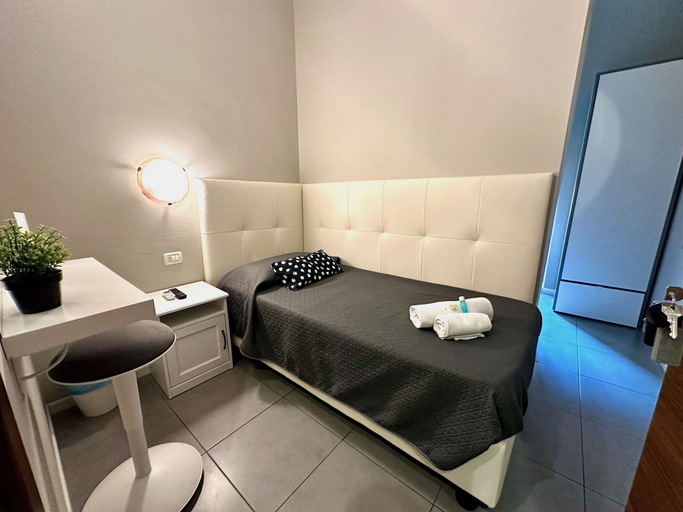 Bedroom 4, Hotel Golden Milano, Milano