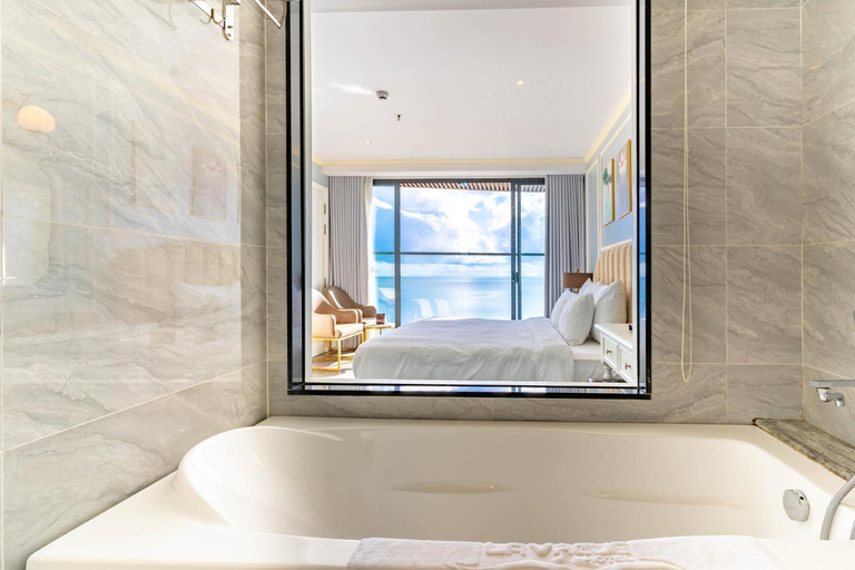 Bathroom 5, La Vague Hotel, Nha Trang