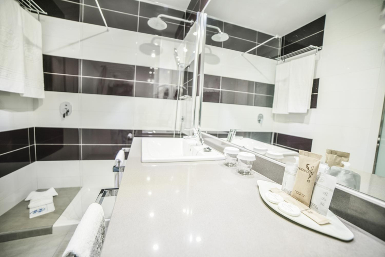 Bathroom 4, Hotel Beatriz Playa & Spa, Las Palmas