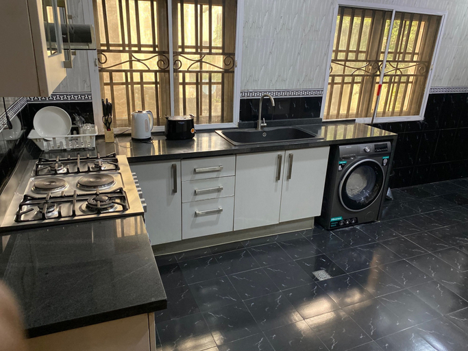 Others 5, Tenny's Place Apartments Jabi, AbujaMun