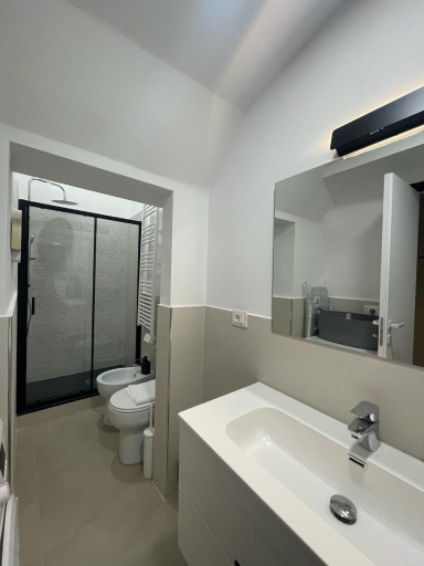 Bathroom 4, Happy Family Apartments Il Doge, Genova