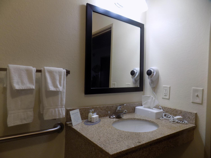 Bathroom 3, Cobblestone Hotel - Seward, Seward