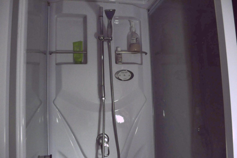 Bathroom 3, Guest house HiDE, Tōyako