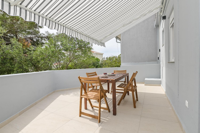 Others 1, Double L House, Novalja