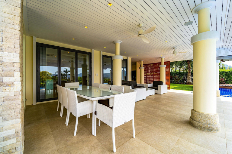 Food & Drinks 5, Luxury Mansion On Golf Course - BMG5, Hua Hin