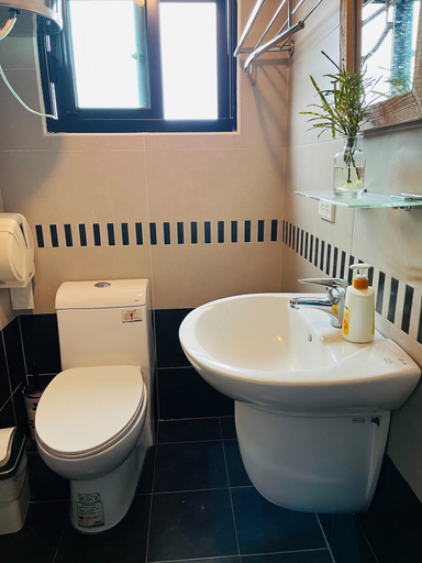 Bathroom 4, Cat Sky Country Homestay, Yilan