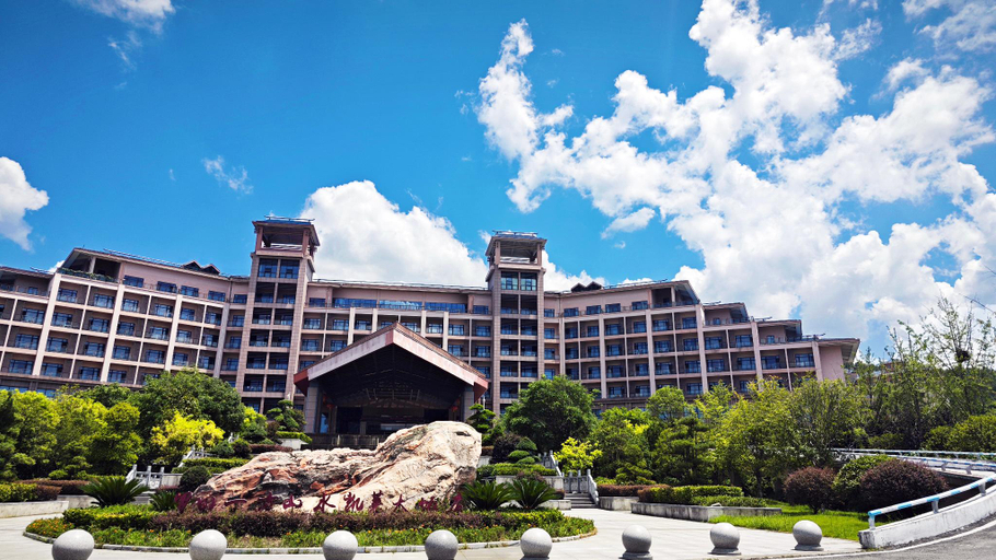 Exterior & Views 4, Gloria Grand Hotel Luotian, Huanggang