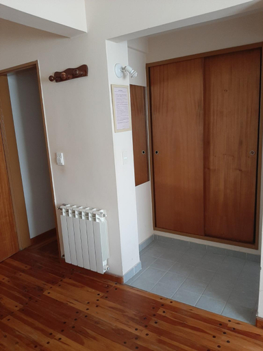 Others 5, LOWCOST MADRYN, Biedma